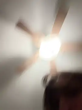 LeaGambit   online show from February 17, 2025, 10:29 am