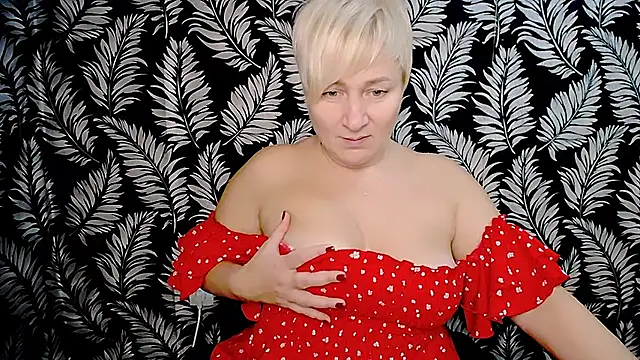 Snapshot of Olivia_playful chatting on December 7, 2024, 12:24 pm Olivia playful online show from December 7, 2024, 12:24 pm