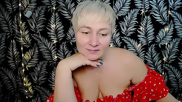 Snapshot of Olivia_playful chatting on December 24, 2024, 12:22 pm Olivia playful online show from December 24, 2024, 12:22 pm