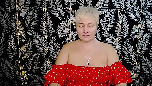Snapshot of Olivia_playful chatting on January 5, 2025, 12:21 pm Olivia playful online show from January 5, 2025, 12:21 pm