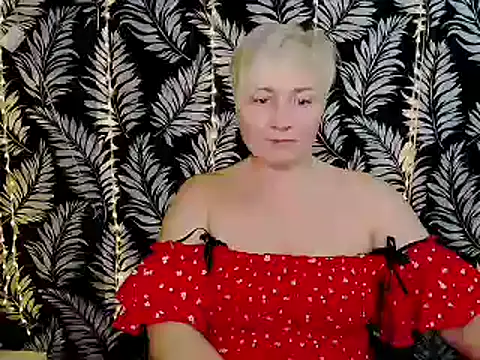 Snapshot of Olivia_playful chatting on February 2, 2025, 3:28 pm Olivia playful online show from February 2, 2025, 3:28 pm