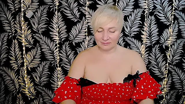 Snapshot of Olivia_playful chatting on February 20, 2025, 12:15 pm Olivia playful online show from February 20, 2025, 12:15 pm