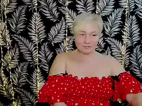 Snapshot of Olivia_playful chatting on March 17, 2025, 3:29 pm Olivia playful online show from March 17, 2025, 3:29 pm