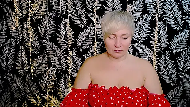Snapshot of Olivia_playful chatting on September 11, 2025, 11:32 am Olivia playful online show from September 11, 2025, 11:32 am