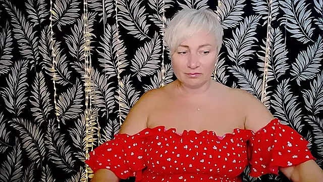 Snapshot of Olivia_playful chatting on October 7, 2025, 11:18 am Olivia playful online show from October 7, 2025, 11:18 am