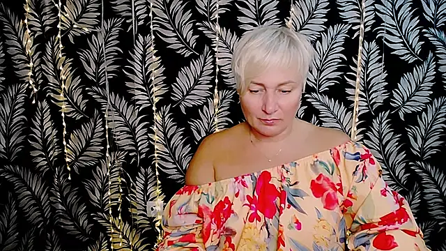 Snapshot of Olivia_playful chatting on October 18, 2025, 11:33 am Olivia playful online show from October 18, 2025, 11:33 am