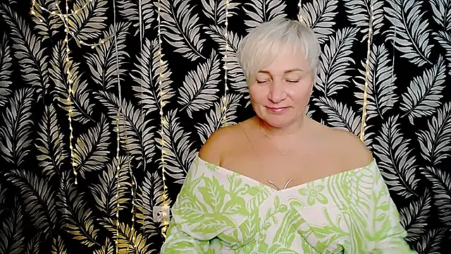 Snapshot of Olivia_playful chatting on October 26, 2025, 12:22 pm Olivia playful online show from October 26, 2025, 12:22 pm