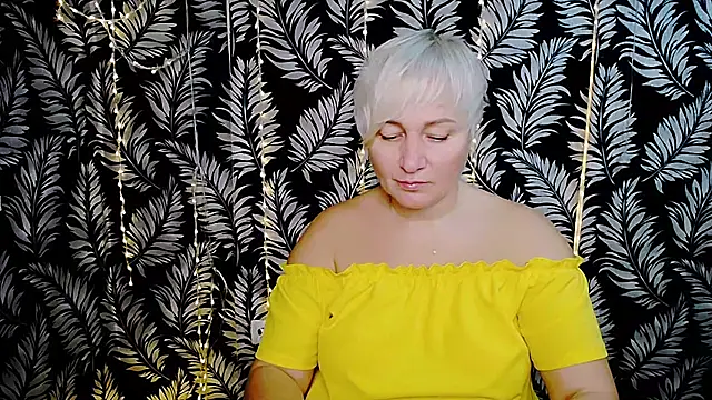 Snapshot of Olivia_playful chatting on November 18, 2025, 10:09 am Olivia playful online show from November 18, 2025, 10:09 am