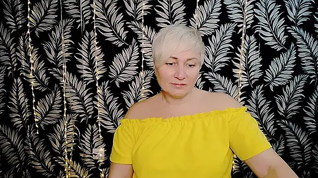 Olivia playful online show from February 8, 2026, 12:30 pm