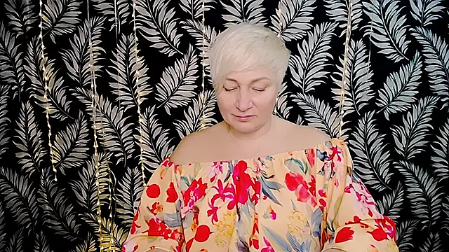 Olivia playful online show from February 16, 2026, 12:34 pm