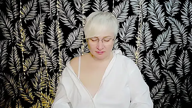 Olivia playful online show from May 30, 2026, 10:01 am