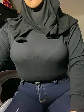 Snapshot of Jameela chatting on February 25, 2025, 12:58 am Jameela online show from February 25, 2025, 12:58 am