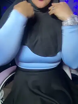 Snapshot of Jameela chatting on September 28, 2025, 8:14 pm Jameela online show from September 28, 2025, 8:14 pm