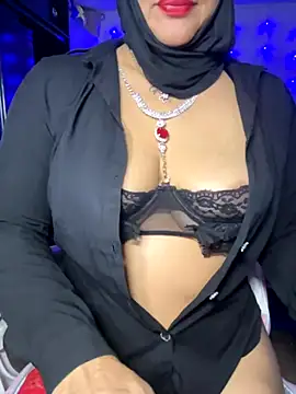 Snapshot of Jameela chatting on October 29, 2025, 12:24 am Jameela online show from October 29, 2025, 12:24 am