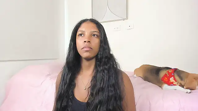 ZOEGARNER01 online show from June 8, 2026, 7:25 pm