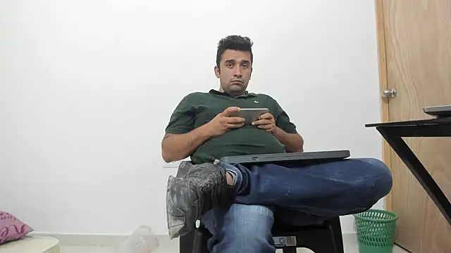 isearchcompany online show from November 29, 2025, 1:19 am