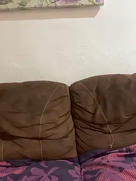 frenchxena98 online show from March 18, 2026, 10:24 pm