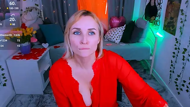 Snapshot of Karinella_x chatting on February 15, 2025, 12:37 am Karinella x online show from February 15, 2025, 12:37 am