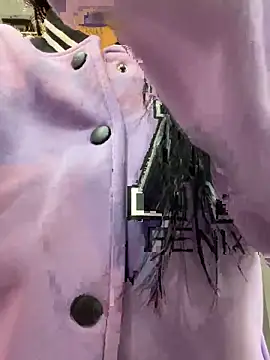 Snapshot of LauraAristizabal chatting on January 28, 2025, 12:43 pm LauraAristizabal online show from January 28, 2025, 12:43 pm