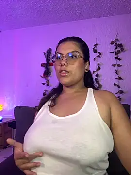 kittylu   online show from October 3, 2025, 2:30 am