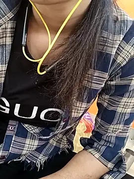 CuteSarikaLIVE online show from February 19, 2026, 3:57 am