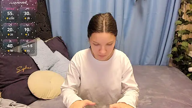 MelaniGrand online show from November 21, 2025, 9:30 am