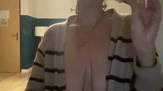 Snapshot of Sexy-Mel chatting on February 21, 2026, 11:39 pm Sexy-Mel online show from February 21, 2026, 11:39 pm