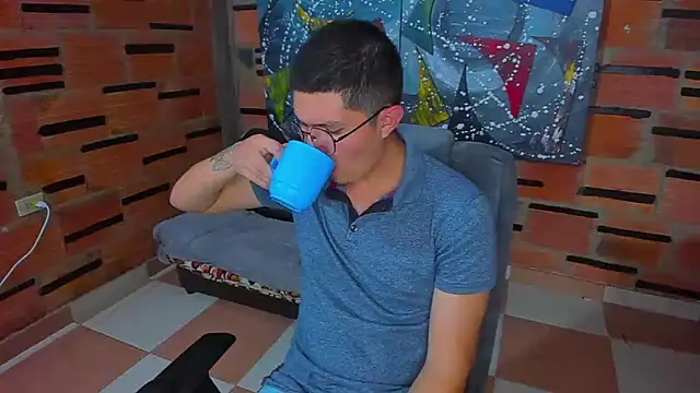 patrik 027 online show from March 7, 2025, 8:55 pm