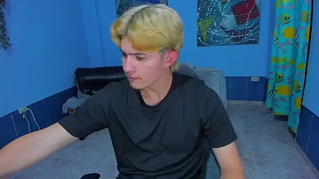 patrik 027 online show from September 14, 2025, 7:02 pm