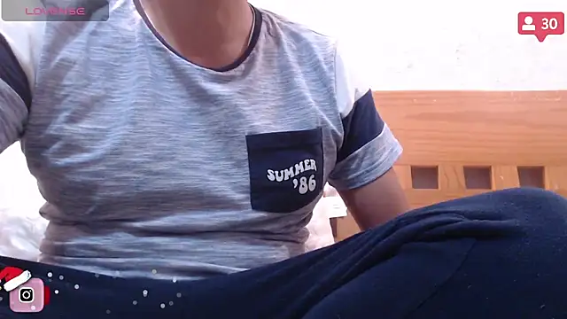 Snapshot of thor000089 chatting on December 12, 2024, 5:20 am thor000089 online show from December 12, 2024, 5:20 am