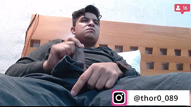 Snapshot of thor000089 chatting on January 24, 2025, 7:08 am thor000089 online show from January 24, 2025, 7:08 am