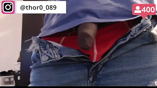 Snapshot of thor000089 chatting on February 6, 2025, 10:10 pm thor000089 online show from February 6, 2025, 10:10 pm