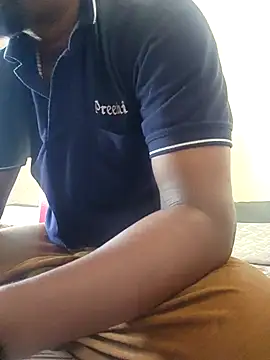 Snapshot of Mallupaiyanaachu chatting on March 13, 2025, 3:33 am Mallupaiyanaachu online show from March 13, 2025, 3:33 am