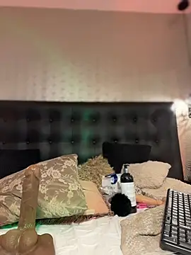 MiahWindsor online show from July 2, 2026, 3:23 am