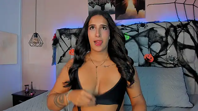 Stefhanyblow online show from October 25, 2025, 5:26 am