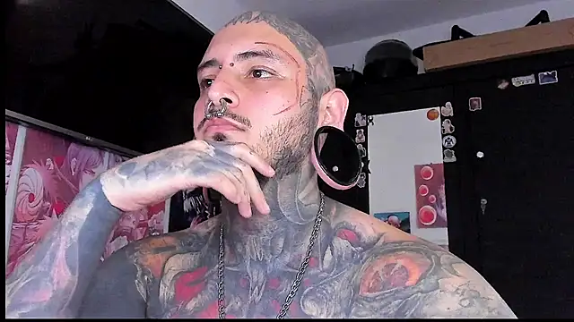 Snapshot of DEATHINK666XX chatting on January 14, 2025, 6:49 pm DEATHINK666XX online show from January 14, 2025, 6:49 pm