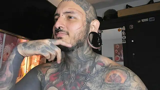 Snapshot of DEATHINK666XX chatting on February 18, 2025, 2:38 am DEATHINK666XX online show from February 18, 2025, 2:38 am