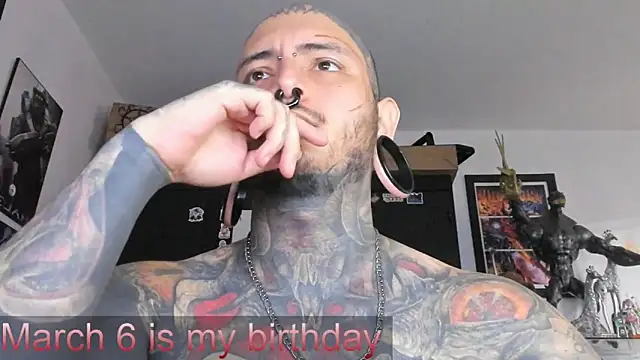 Snapshot of DEATHINK666XX chatting on March 4, 2025, 5:03 pm DEATHINK666XX online show from March 4, 2025, 5:03 pm