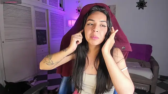 Miss Nicole online show from January 14, 2025, 5:08 am