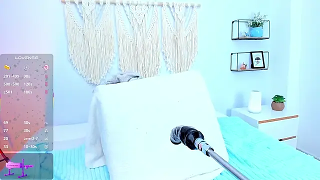 evaa rose online show from February 15, 2026, 3:42 pm