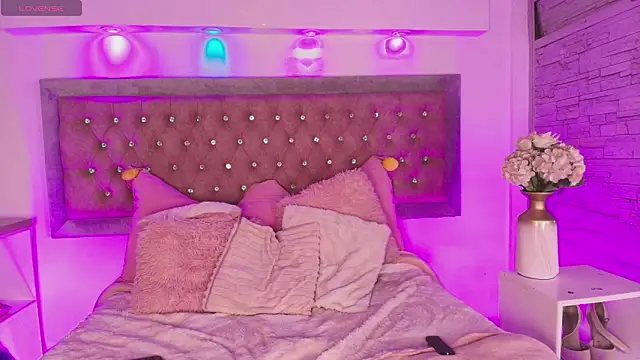 Snapshot of Yaki_Tai chatting on March 1, 2026, 4:14 am Yaki Tai online show from March 1, 2026, 4:14 am