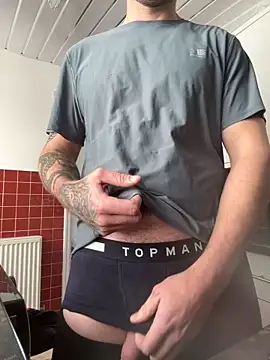 bigguy101 online show from March 19, 2025, 3:19 pm