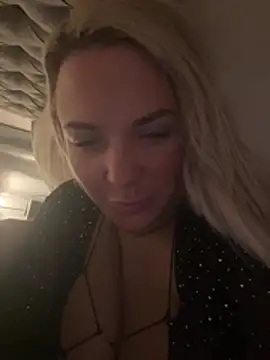 Bustyblondebabe32 online show from January 16, 2026, 6:50 am