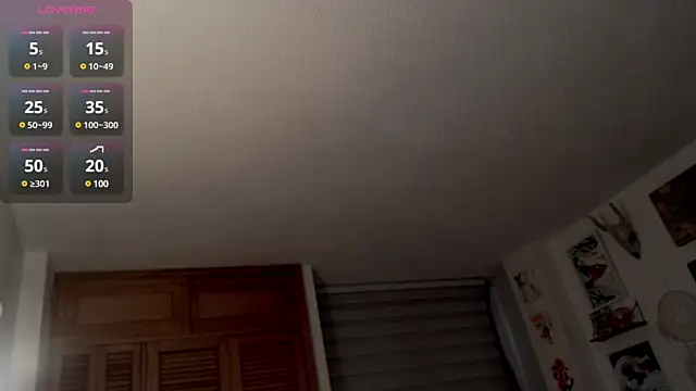 ivaaaan  online show from February 10, 2025, 10:09 pm