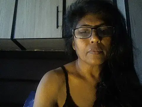 Snapshot of MsAttitude chatting on September 21, 2025, 7:21 am MsAttitude online show from September 21, 2025, 7:21 am