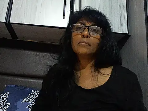 Snapshot of MsAttitude chatting on October 12, 2025, 2:38 pm MsAttitude online show from October 12, 2025, 2:38 pm