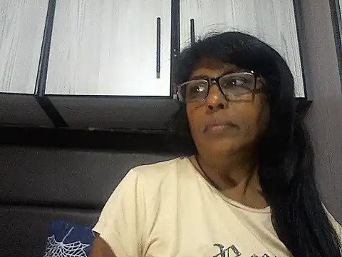 Snapshot of MsAttitude chatting on October 13, 2025, 6:46 am MsAttitude online show from October 13, 2025, 6:46 am