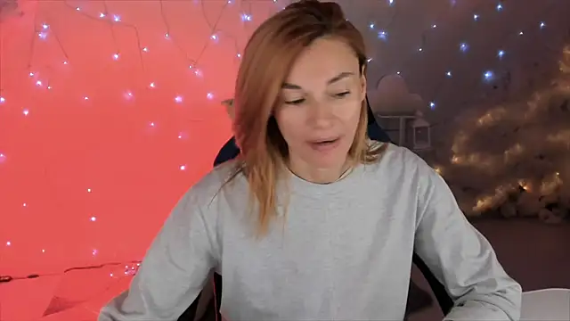 MistyBarnes online show from December 21, 2024, 11:44 am