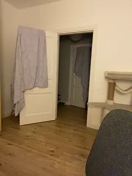 malyshhka online show from December 14, 2024, 1:27 pm