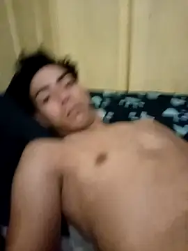 Snapshot of SEBASTHIAN chatting on February 12, 2025, 10:26 pm SEBASTHIAN online show from February 12, 2025, 10:26 pm